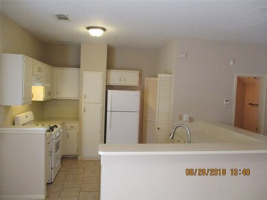 7015 Alabonson Rd, Houston, TX 77088 - photo 3