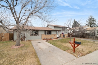 4508 Fontenelle Cir, Cheyenne, WY 82001 - photo 4