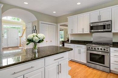 5 Seavey Pasture Rd, Stratham, NH 03885 - photo 4