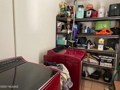 LARGE LAUNDRY
