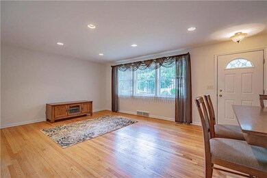 500 S 2nd St, Emmaus, PA 18049 - photo 7