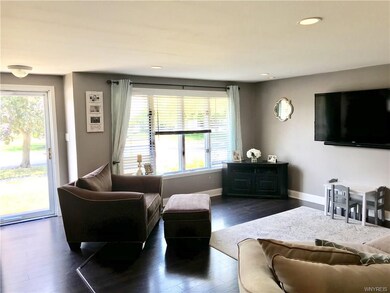 1009 Thomas Fox Dr E, North Tonawanda, NY 14120 - photo 6