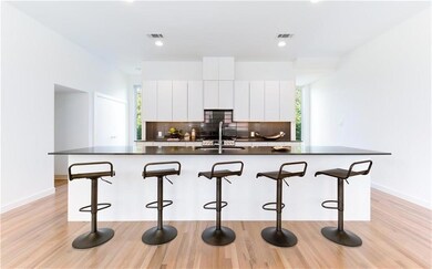 1624 Zoe Place, Dallas, TX 75206 - photo 2