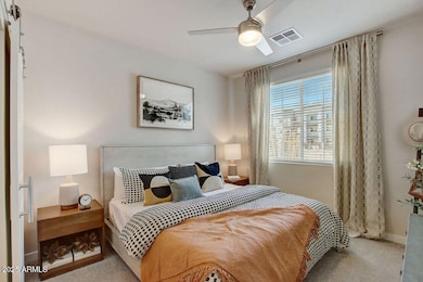 28201 N Black Canyon Hwy unit 1, Phoenix, AZ 85085 - photo 4