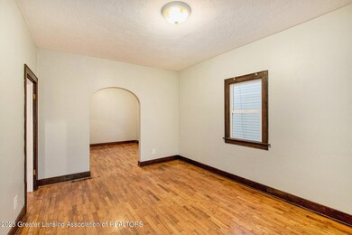 1134 Mccullough St, Lansing, MI 48912 - photo 5