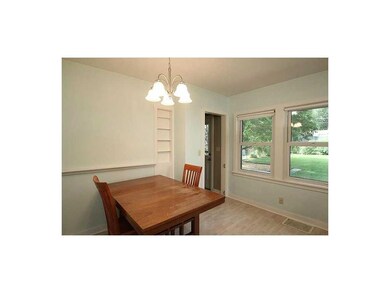 . Eat-In Kitchen