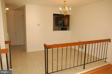 6210 William Mosby Dr, Centreville, VA 20121 - photo 3