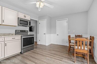 8202 Highway 70, Newport, NC 28570 - photo 4