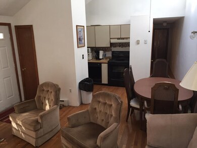 26 Plaza Village Rd unit C, Plymouth, NH 03264 - photo 4