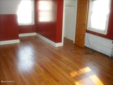 6 Bed 4