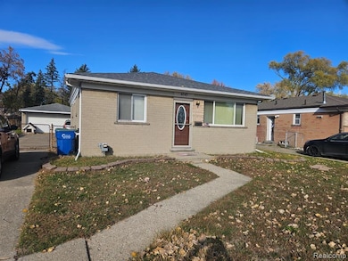 4245 Kiefer Ave, Warren, MI 48091 - photo 2