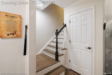 Entry closet/stairs