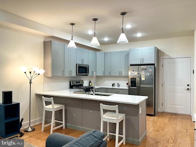 512 W Montgomery Ave unit 1, Philadelphia, PA 19122 - photo 2