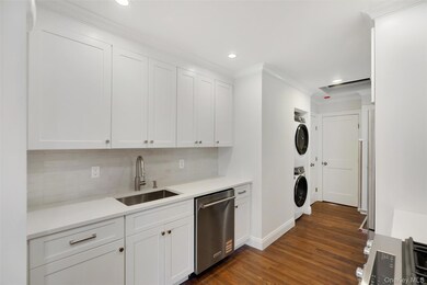 11 Orchard Ave unit 2, Rye, NY 10580 - photo 2