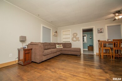 1520 Fulton Ct, Davenport, IA 52803 - photo 4