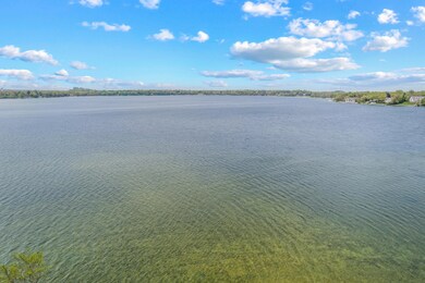 Panoramic Westerly Lake View
