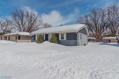 2109 9 1 2 St N, Fargo, ND 58102 - photo 2