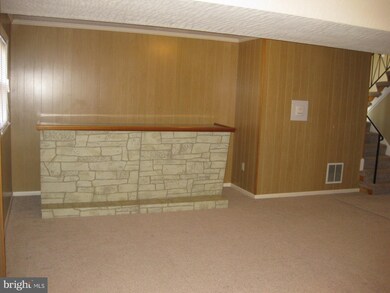 6409 Gifford Ln, Temple Hills, MD 20748 - photo 6