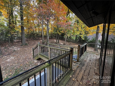 210 Hargett Ct, Charlotte, NC 28211 - photo 7