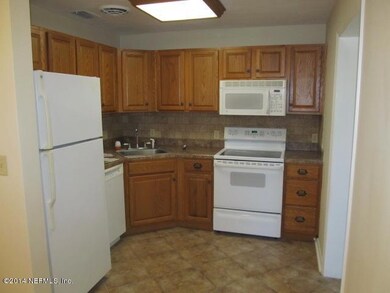 3015 Alonso Rd, Jacksonville, FL 32216 - photo 4