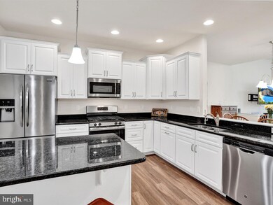 521 Springbrook Dr, Palmyra, PA 17078 - photo 7