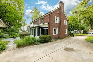1208 Whittier Rd (11 of 63)