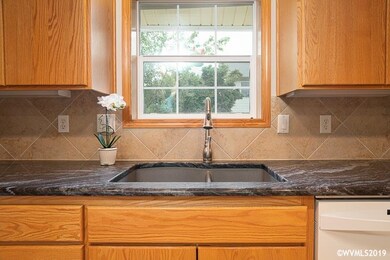 1928 Summerfield Ct SW, Albany, OR 97321 - photo 5