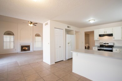 8712 W Vale Dr, Phoenix, AZ 85037 - photo 5