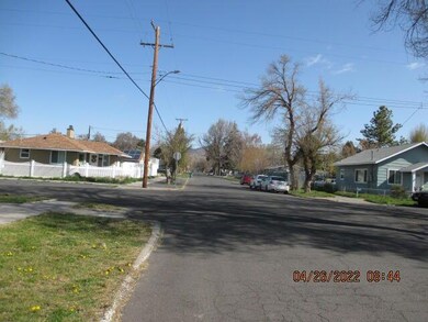 2360 Eberlein Ave, Klamath Falls, OR 97601 - photo 6