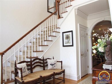 3701 SW Stonybrook Dr, Topeka, KS 66610 - photo 4