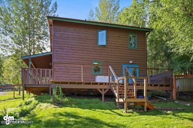 072-BACK EXTERIOR_TS_IMG_22