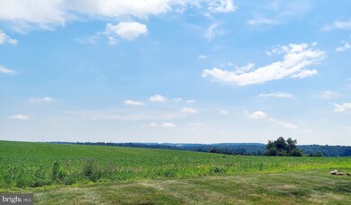 6 S Sycamore Ln, Stewartstown, PA 17363 - photo 6