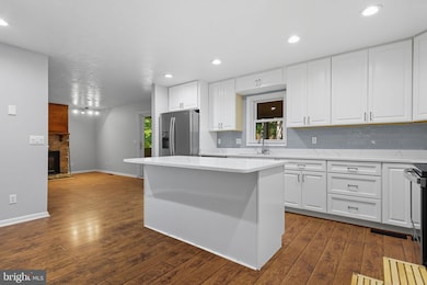 2180 Harpoon Dr, Stafford, VA 22554 - photo 5