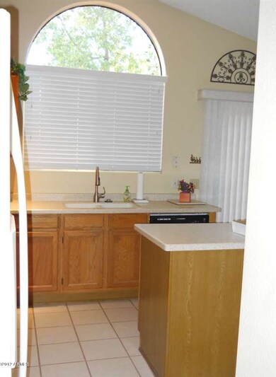 KITCHEN ISLAND W/VAULTED CEILING