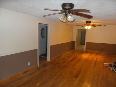 1717 Miami Dr, Johnson City, TN 37601 - photo 5