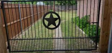 923 Sylvia St, Weatherford, TX 76086 - photo 3