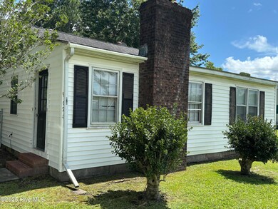 425 E Thurman Rd, New Bern, NC 28560 - photo 2