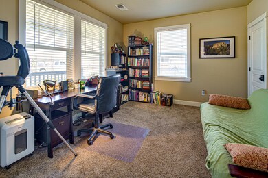Front office/4th bedroom