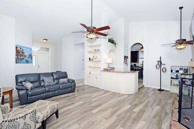 xR-16632S 37th Way Phoenix AZ(CStr) 12-1