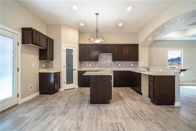 13578 Gatton St, Horizon City, TX 79928 - photo 5