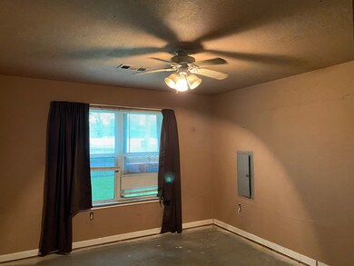 3422 Melbourne St, Houston, TX 77026 - photo 4