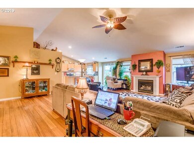 206 Hauser Ct, Molalla, OR 97038 - photo 5