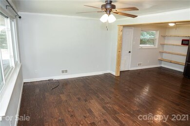 5084 Circle Dr, Conover, NC 28613 - photo 5