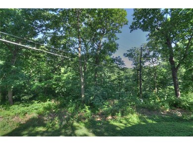 Spacious lot