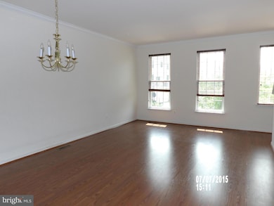25342 Shipley Terrace, Chantilly, VA 20152 - photo 4