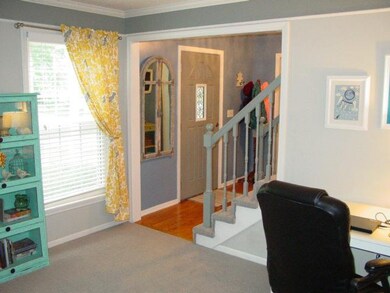 8022 Lakeview Ave, Lenexa, KS 66219 - photo 2