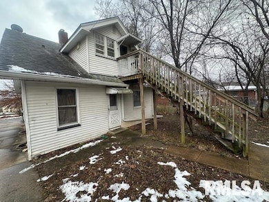 2305 NE Monroe St unit B, Peoria, IL 61603 - photo 2