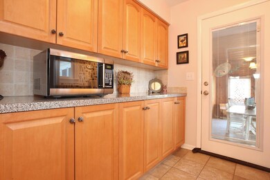 Butler's Pantry
