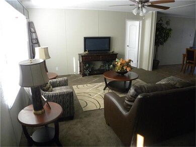 33656 Dori Ln unit C, Waller, TX 77484 - photo 5