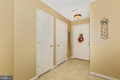 2504 Shelley Cir unit 4-1A, Frederick, MD 21702 - photo 3